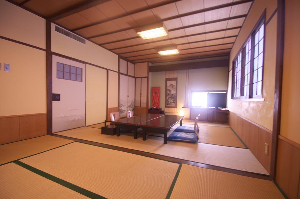 Ryokan Yamadaya Ундзен Номер фото